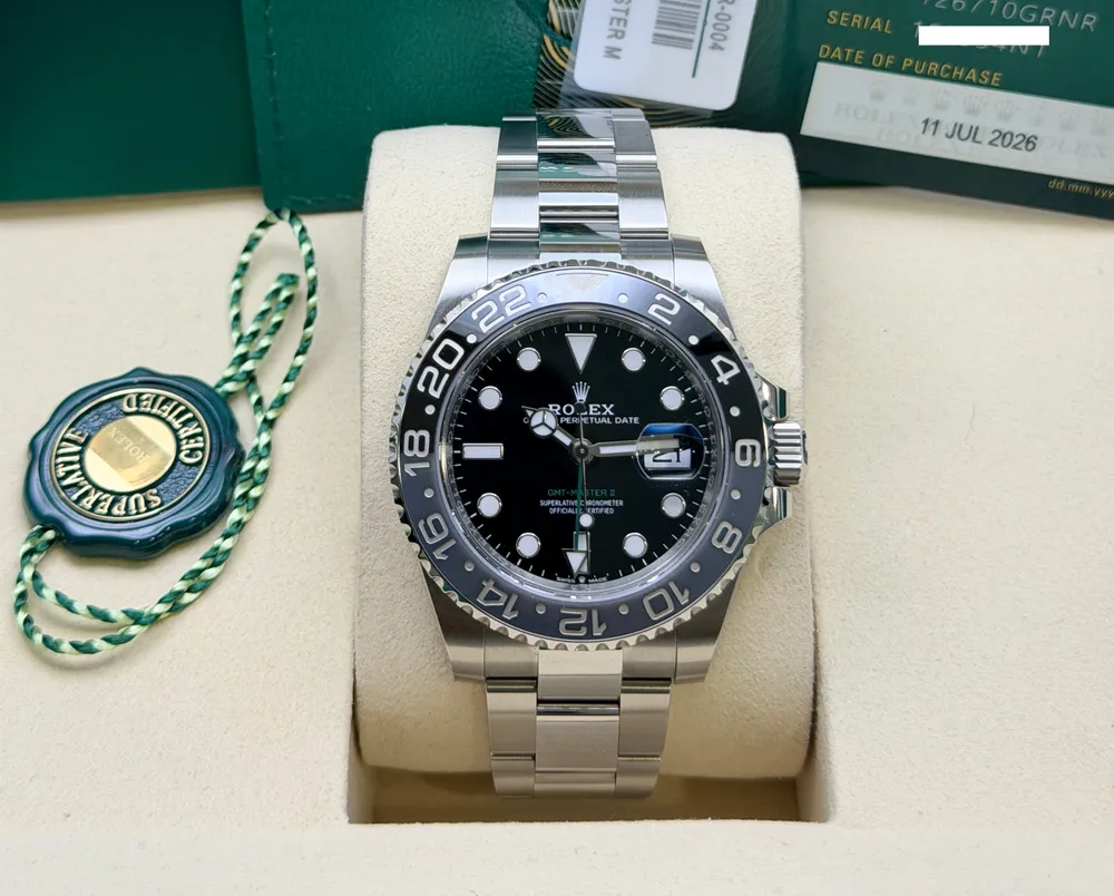 MarketPlace: 2026 Rolex GMT Master II Bruce Wayne Watch Ref. 126710GRNR Full Set
