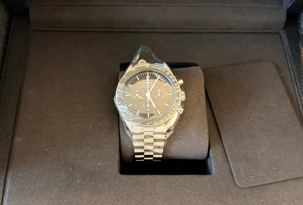 MarketPlace: Omega Speedmaster Professional Watch Ref.31030425001001 Full Set