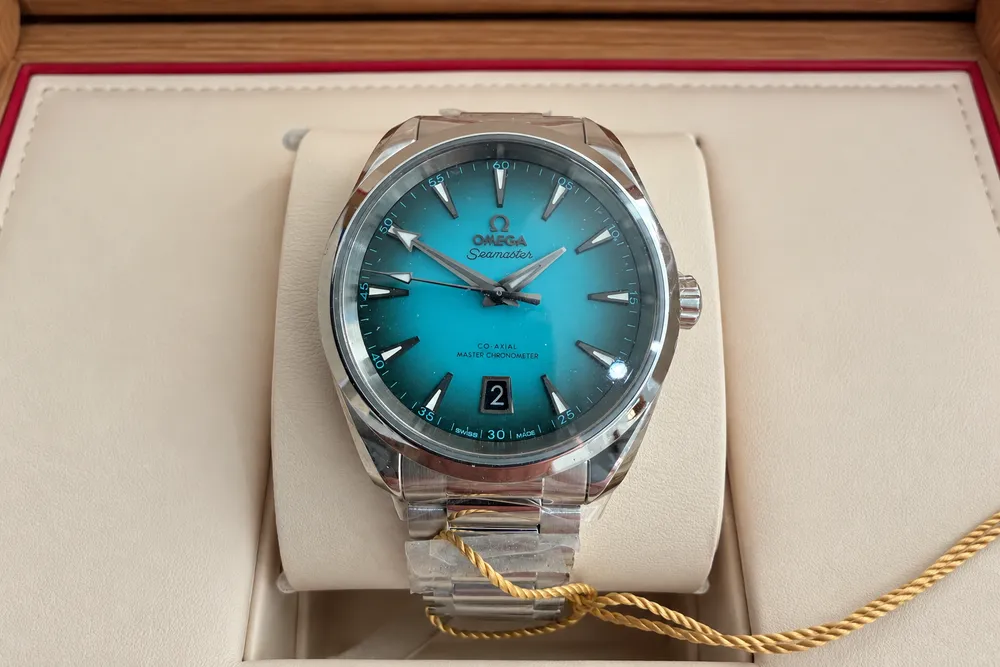 MarketPlace: 2026 Omega Aquaterra Watch Ref. 220.10.38.20.03.005. Full Set