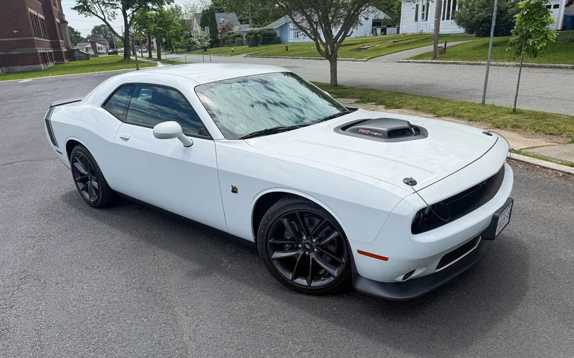 MarketPlace: 5k-Mile 2019 Dodge Challenger R/T Scat Pack Shaker 392 6-Speed