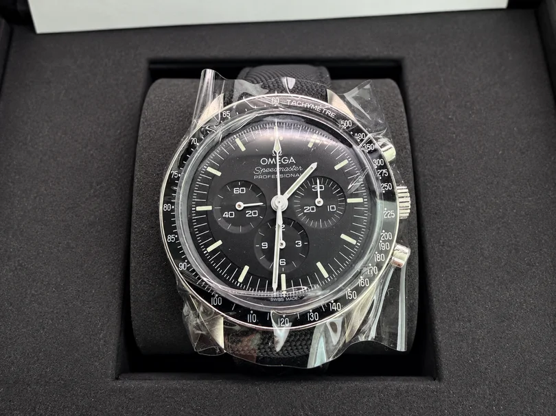 MarketPlace: 2026 Omega Speedmaster Moonwatch Ref. 31032425001001 Full Set